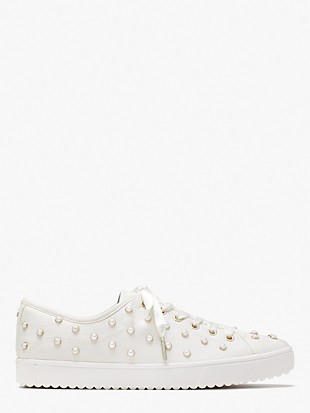 Match Pearls Sneakers